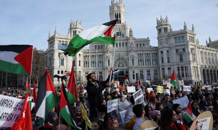 20 مدينة إسبانية تطالب بالضغط على إسرائيل لوقف الحرب على غزة